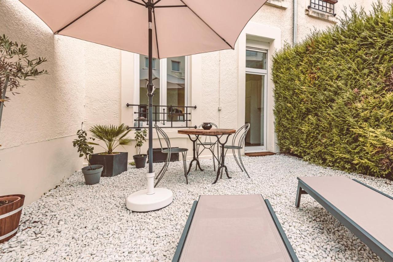 شقة Hyper Centre : Elegante Terrasse Privee رانس المظهر الخارجي الصورة